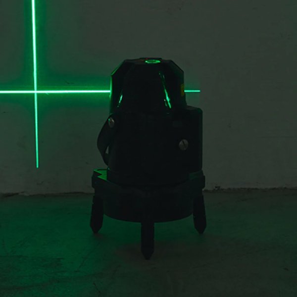 画像3: アックスブレーン　高輝度自動探知ダイレクトグリーンレーザー墨出し器 (3)