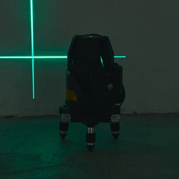 画像3: アックスブレーン　高輝度フラッシュブルーラグーンレーザー墨出し器 (3)