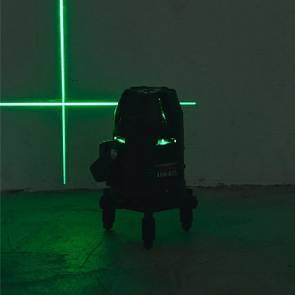 画像3: アックスブレーン　超高輝度ダイレクトグリーンレーザー墨出し器 (3)