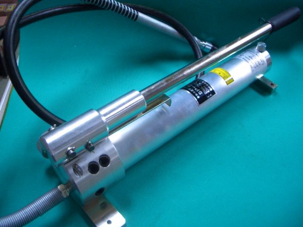 画像1: カクタス手動油圧ポンプ (1)