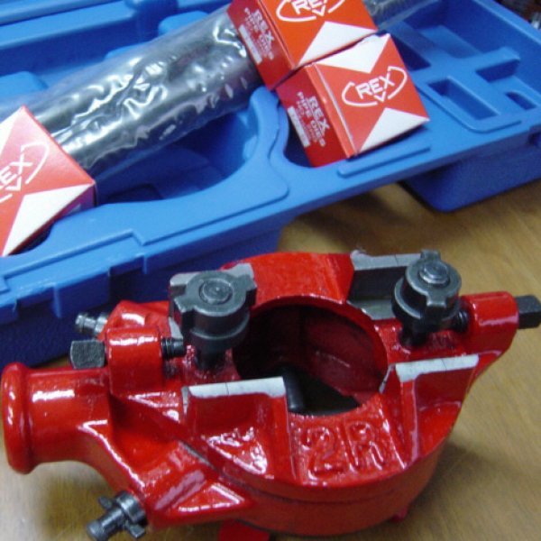 画像1: レッキス工業ベビーリード型2R3ねじ切器(水道・ガス管用) (1)