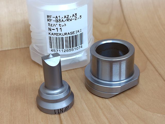 チャレンジコイン4点セット　Kaz ペンダントトップ K24 メイプルリーフ コイン チャールズ3世表 1